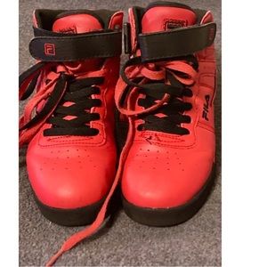 Fila youth red black! EUC